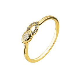 Кольцо из желтого золота с бриллиантами 0,103 ct