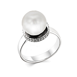Кольцо из белого золота с жемчугом