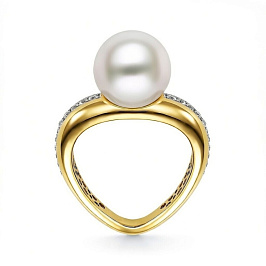 Кольцо из желтого золота с жемчугом
